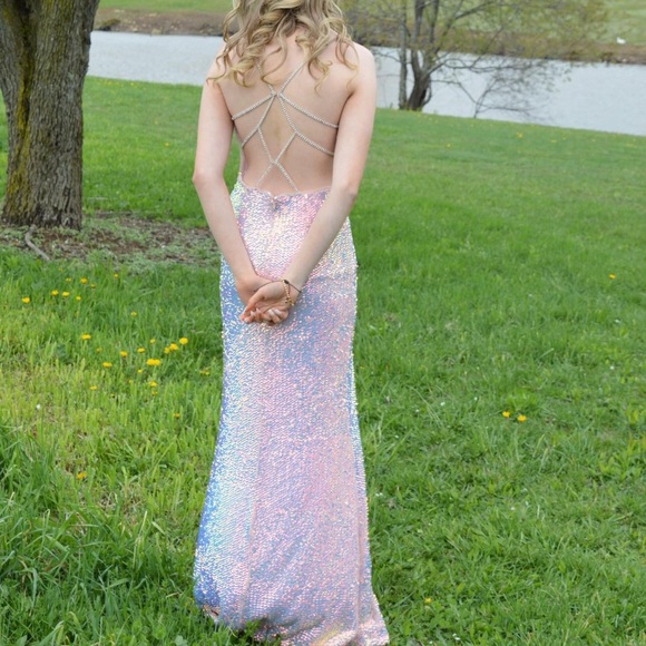 Prom dress size 00 wore once - Picture 2 of 2